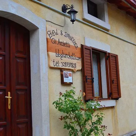 Bed & Breakfast Gli Archetti Opi